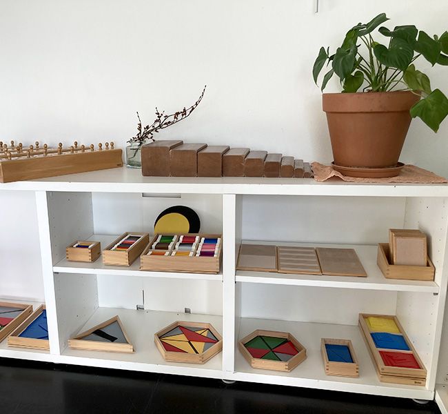 Sensorial materials on the shelves of the 3-6 classroom